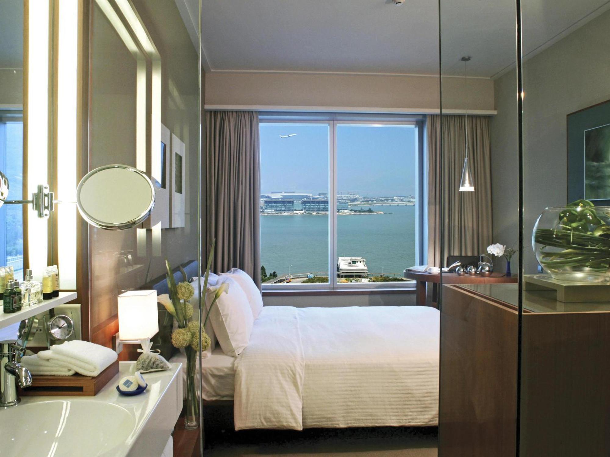 Superior Room Queen Bed