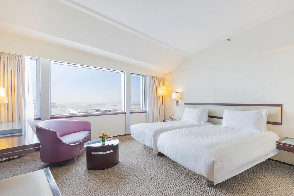 Premier Queen or Twin Room